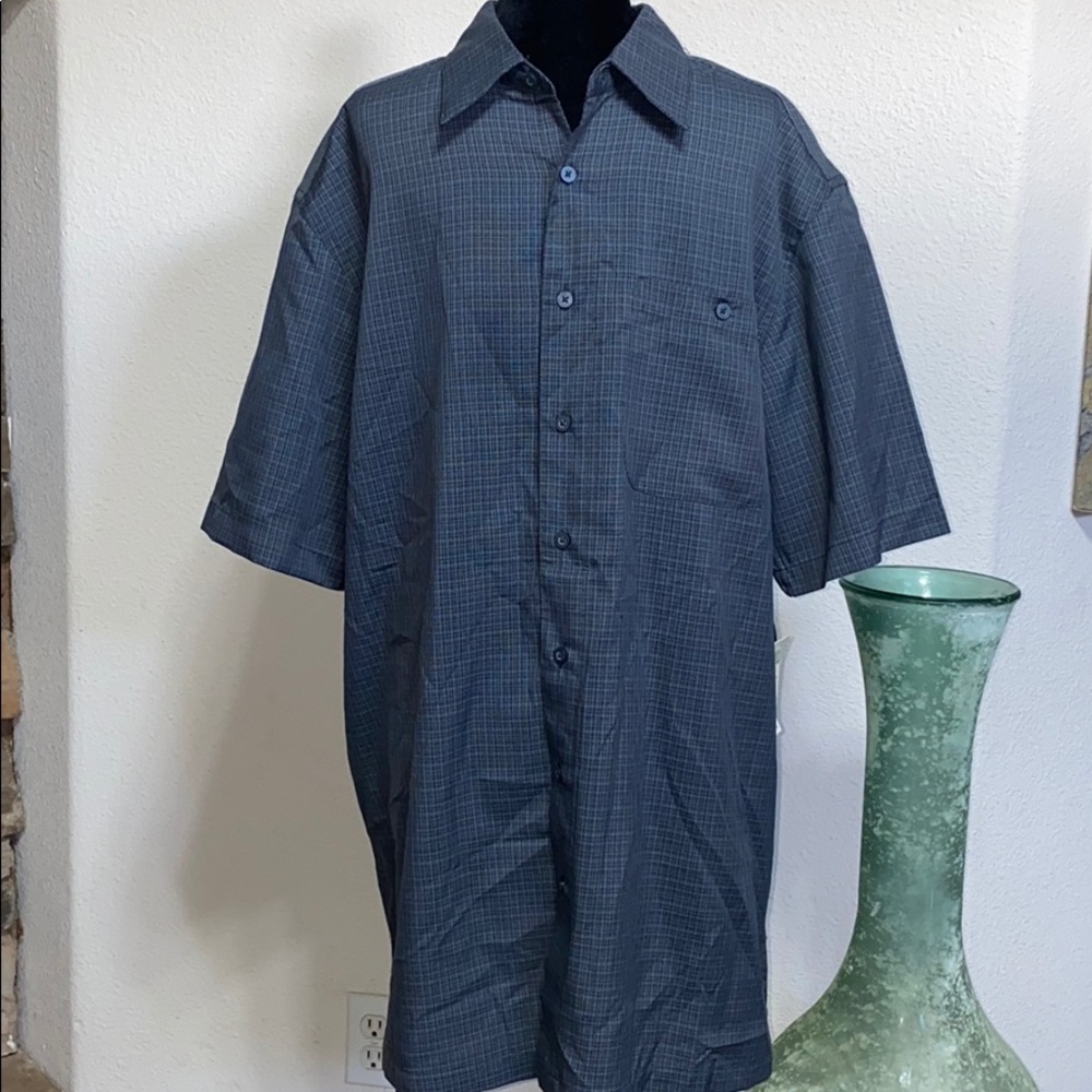 NWT! Haggar- Gray Button-Up Dress Shirt
